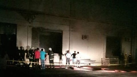 Fire Certificate: quatre centres commerciaux pas aux normes