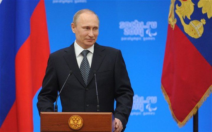 Pressure Must Be Put on Vladimir Putin Over Crimea