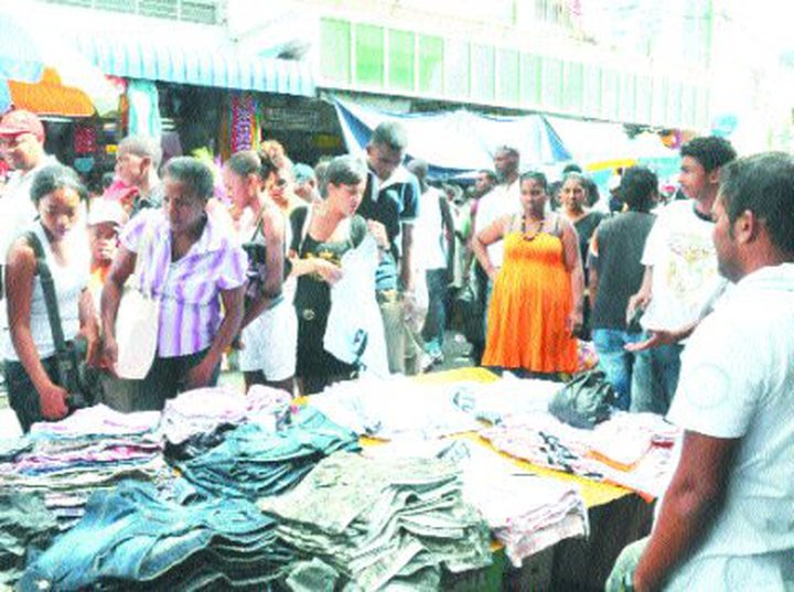 2500 street vendors operate in the capital