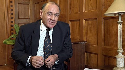 MCB: Antony Withers à la retraite