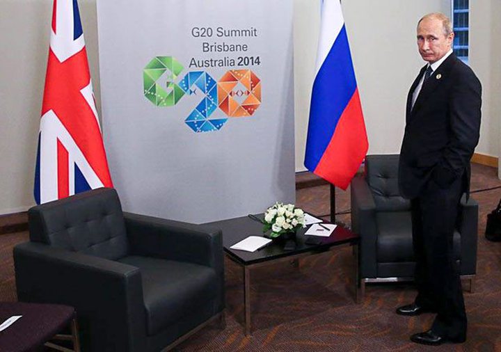 Vladimir Putin Leaves G20 ...