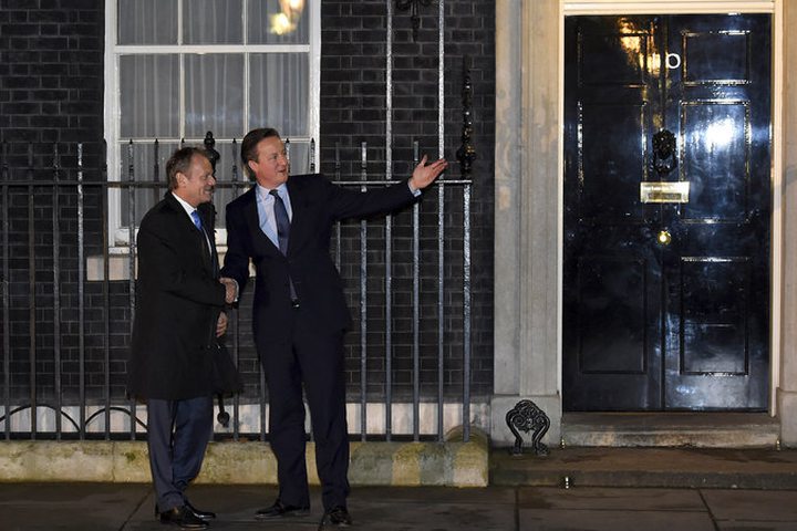 Prime Minister David Cameron of Britain, right, and Donald Tusk, president of the European Council