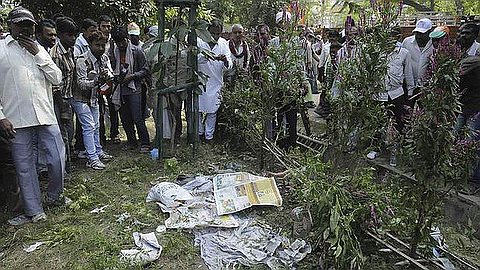 Bombs Kill 5 Before Rally for Indian PM Candidate Narendra Modi