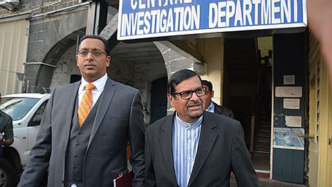 Police-DPP-ICAC: Tirs Croisés