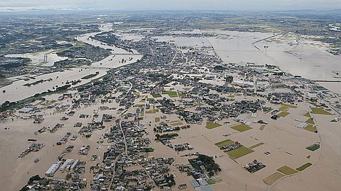Floods Leave 3 Dead, 23 Missing After Record Japan Rains