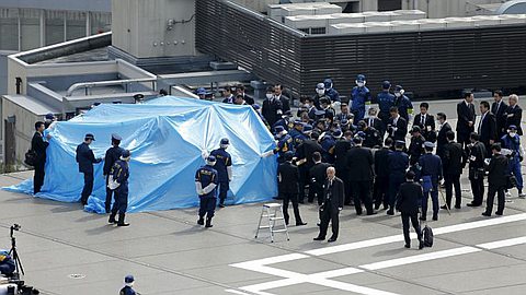 Japan: Radioactive Drone Lands on Roof of Prime Minister Shinzo Abe's Office