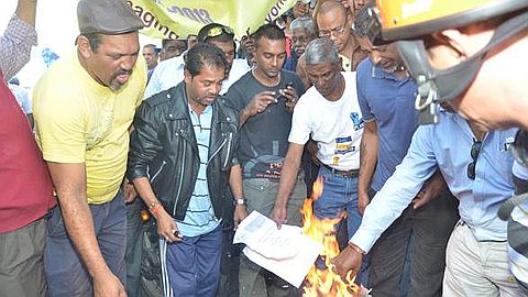 Port: le Rapport Appana Rejeté, le Go-Slow Abandonné