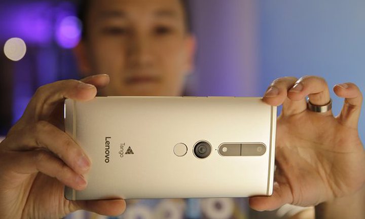 Lenovo Launches Smartphone That Senses Spaces...