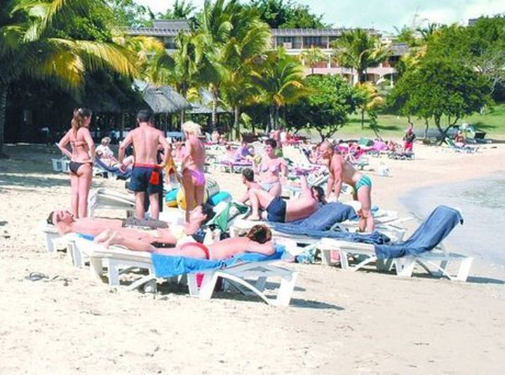 Public Beaches: the Chaos Continues