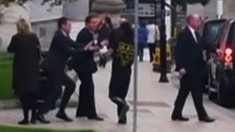 Police Under Fire After David Cameron Security Scare Involving Jogger