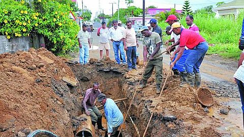 Fourniture d’Eau: 270 km de Tuyaux à Changer