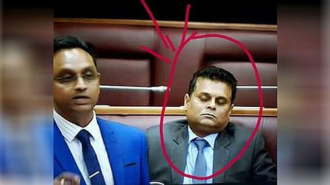 Fonction publique: big fat Mauritian salaries