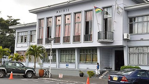 Curepipe: le Mauve Ananda Rajoo élu Maire