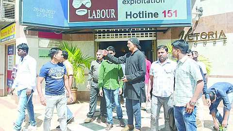 Fermeture D’Usine : L’Inde Au Secours De 140 Ouvriers Étrangers