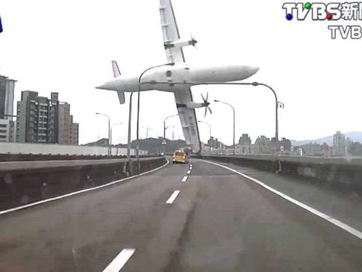 Dashcam footage shows a TransAsia Airways plane moments before it crashed in Taipei, Taiwan, Feb. 4,