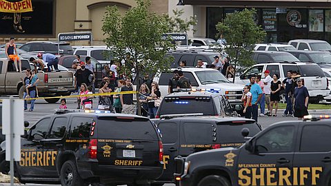 Biker Gang Shootout Kills 9 Outside Texas Twin Peaks Restaurant