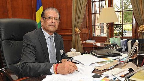 Présidence : Pourquoi Kailash Purryag ne Peut Etre Destitute